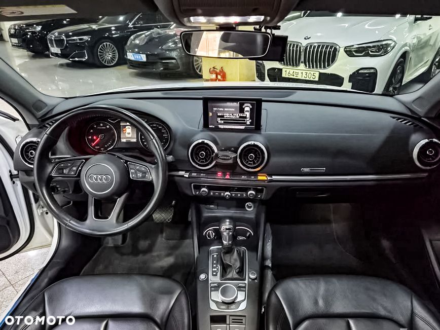 Audi A3 Limousine 40 TFSI quattro S tronic design - 11