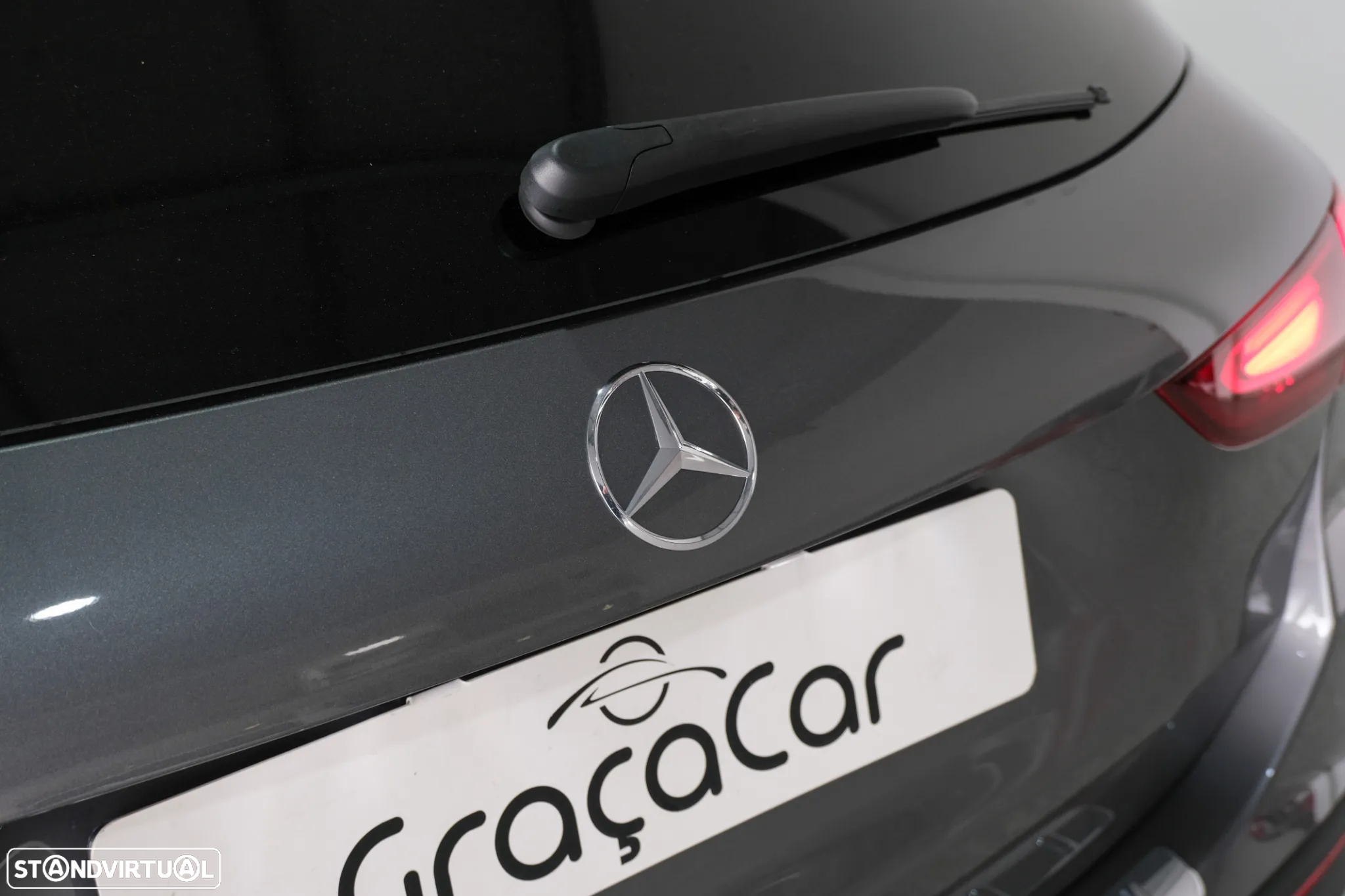 Mercedes-Benz GLA 200 d AMG Line - 14