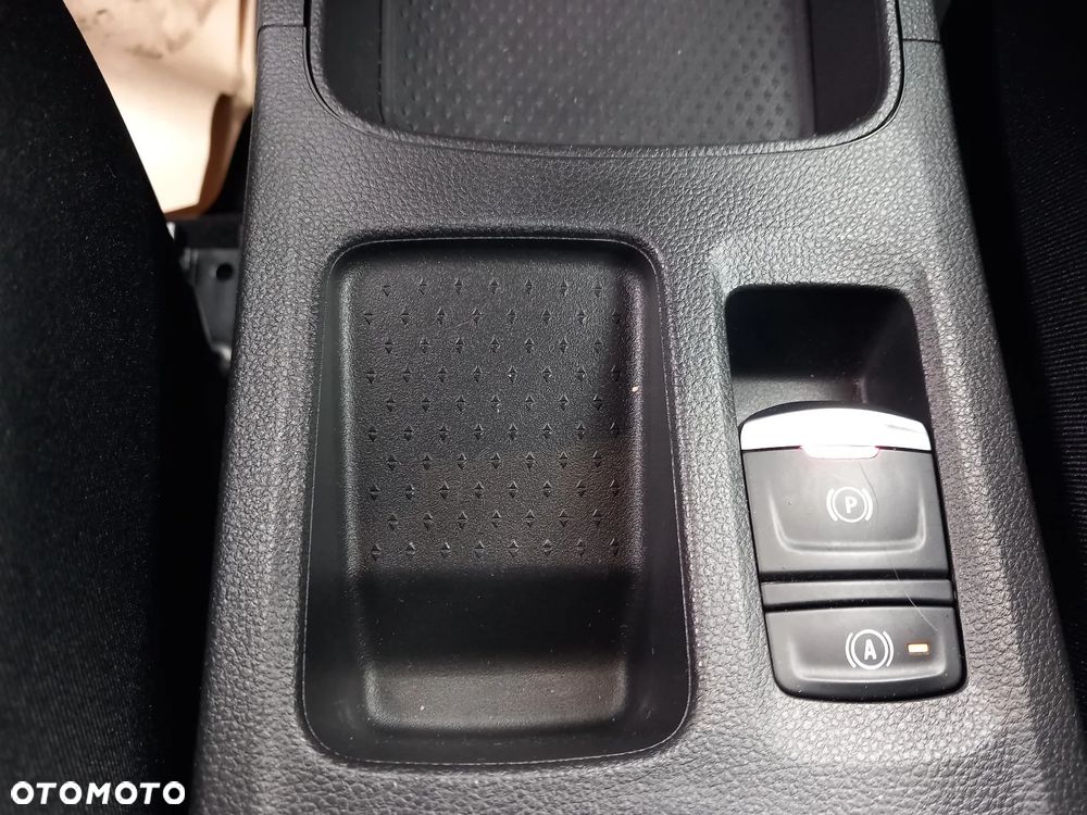 Renault Captur 1.6 E-TECH Full Hybrid 145 Techno - 18