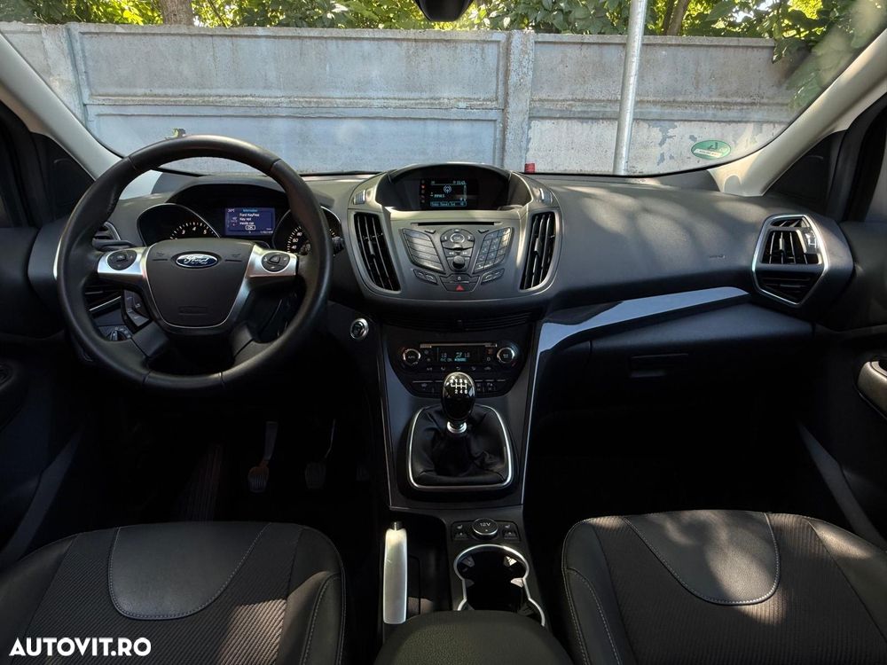 Ford Kuga - 18