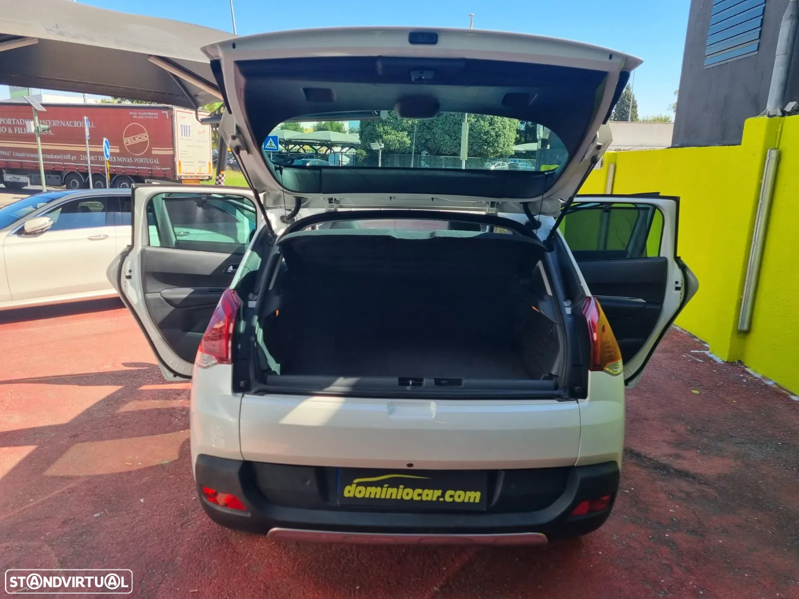 Peugeot 3008 1.6 e-HDi Allure 2-Tronic - 24