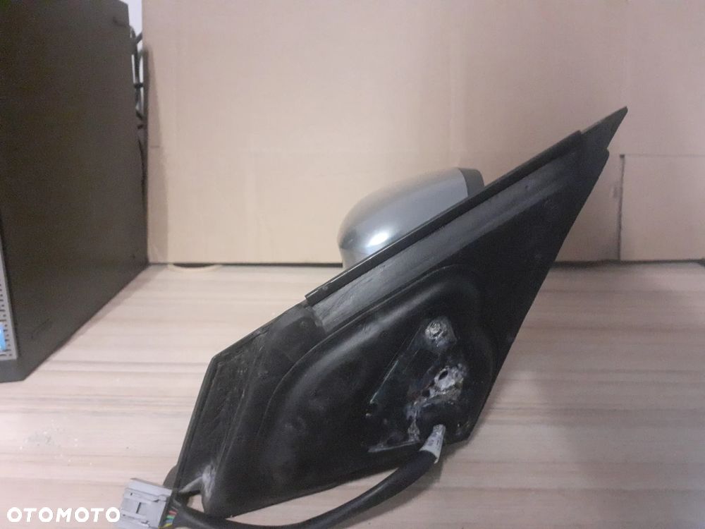 # PRAWE LUSTERKO FORD MONDEO MK4 7PIN PODŚWIETLANE T6 - 3