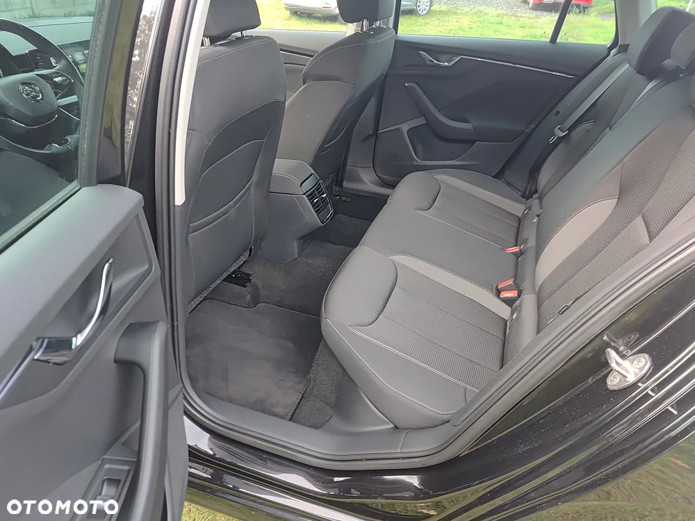 Skoda Kamiq 1.0 TSI DSG Ambition - 22