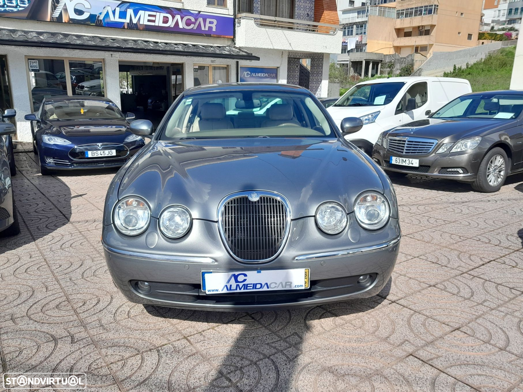 Jaguar S-Type 2.7 D V6 Executive Auto. - 22