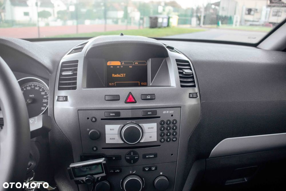Opel Zafira 1.6 Sport - 19
