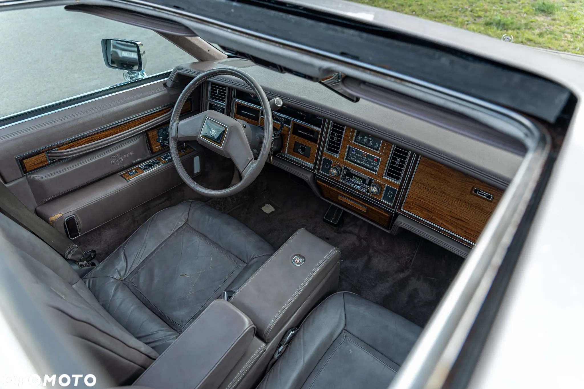 Cadillac Seville - 29