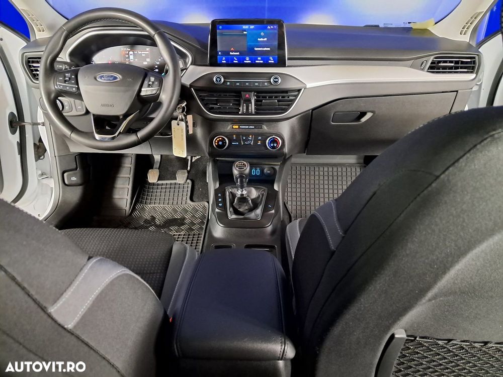 Ford Focus - 15