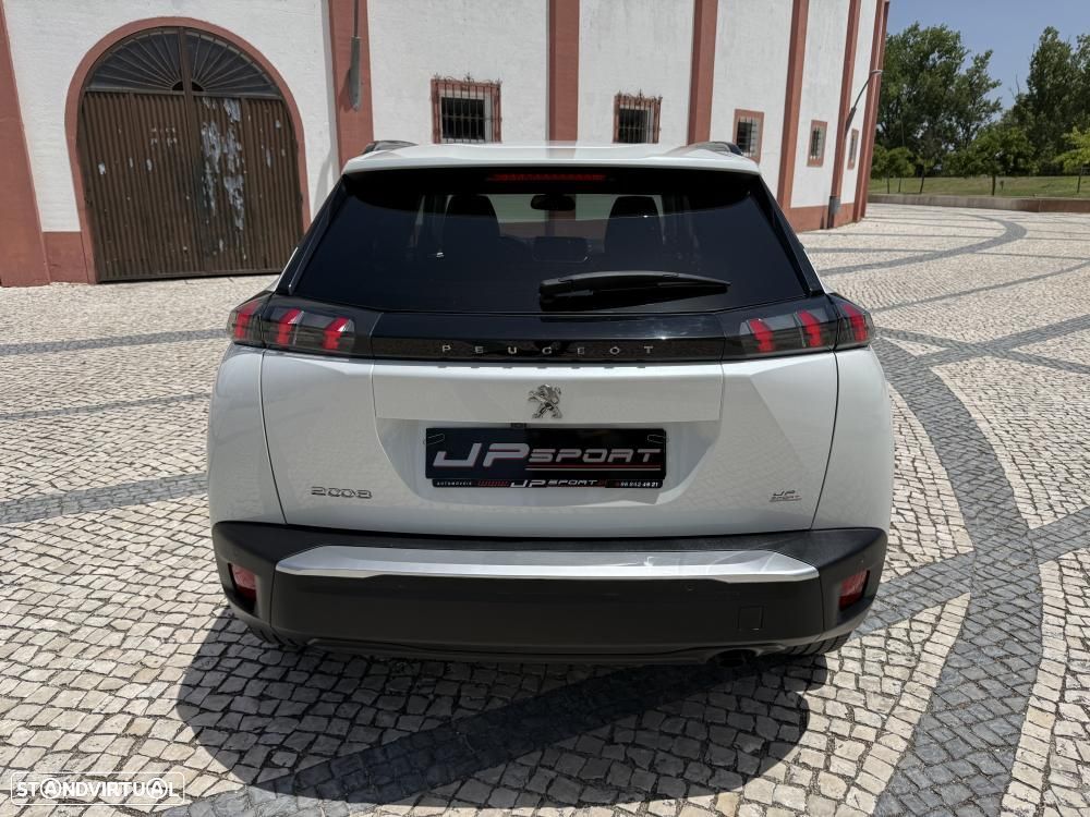 Peugeot 2008 1.2 PureTech Allure Pack - 6