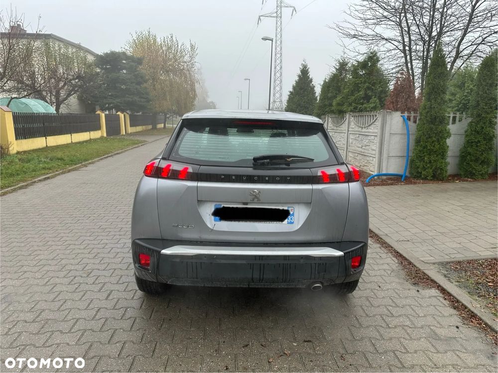 Peugeot 2008 1.5 BlueHDi Allure Pack S&S - 4