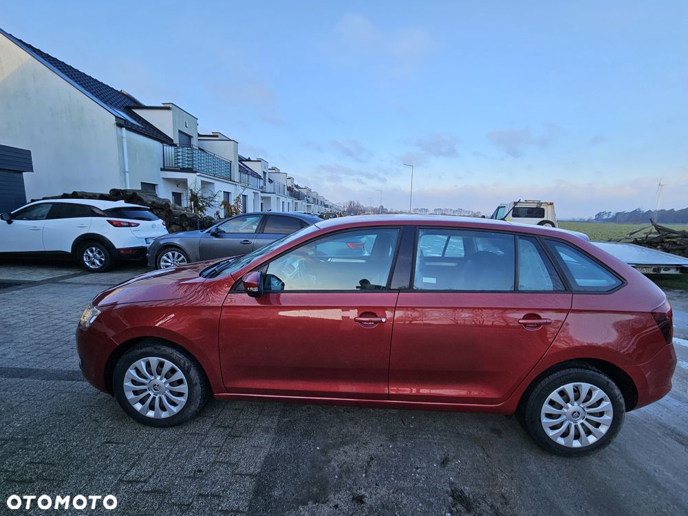 Skoda RAPID 1.0 TSI Cool Edition R&G - 10