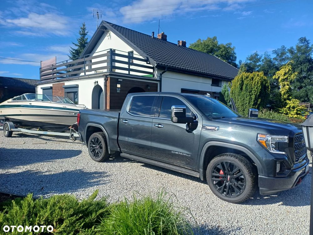 GMC Sierra - 40