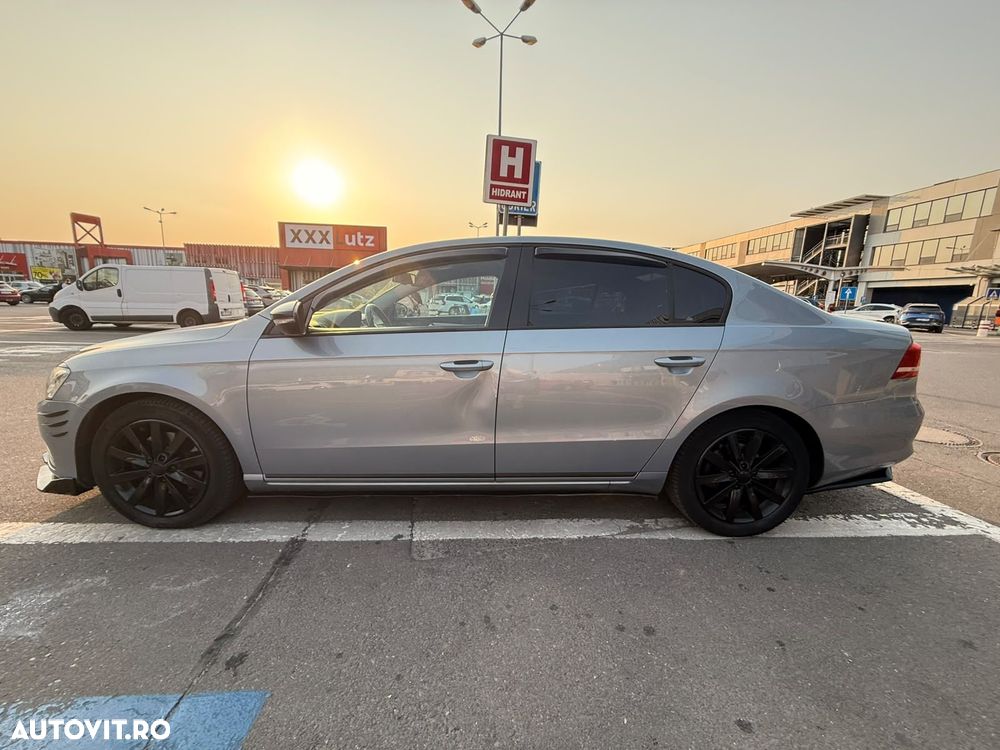 Volkswagen Passat 2.0 TDI DSG Comfortline - 5