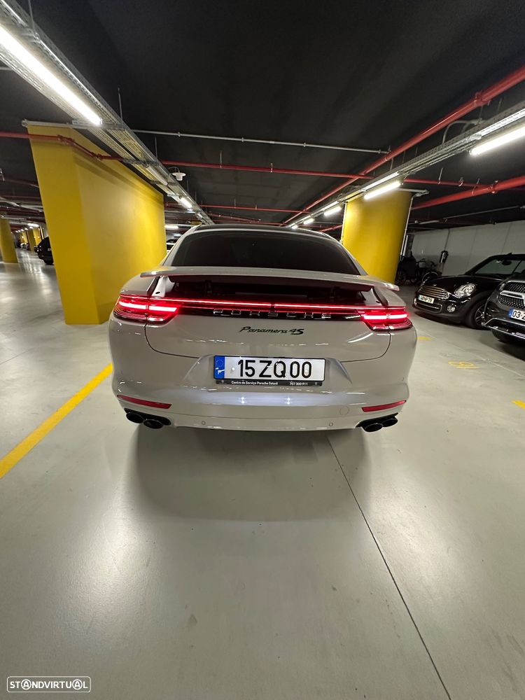 Porsche Panamera - 13