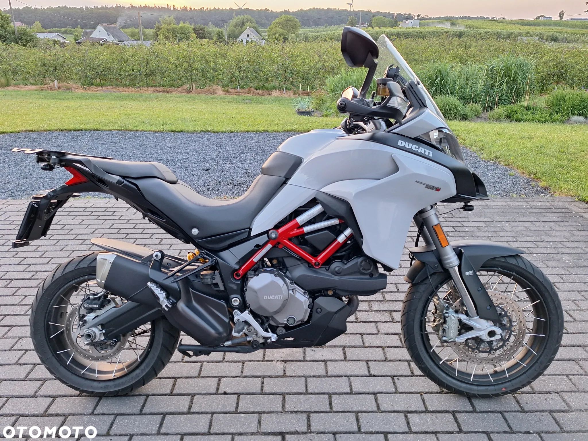 Ducati Multistrada - 1