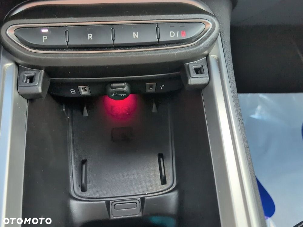 Jeep Avenger 54kWh Summit - 19