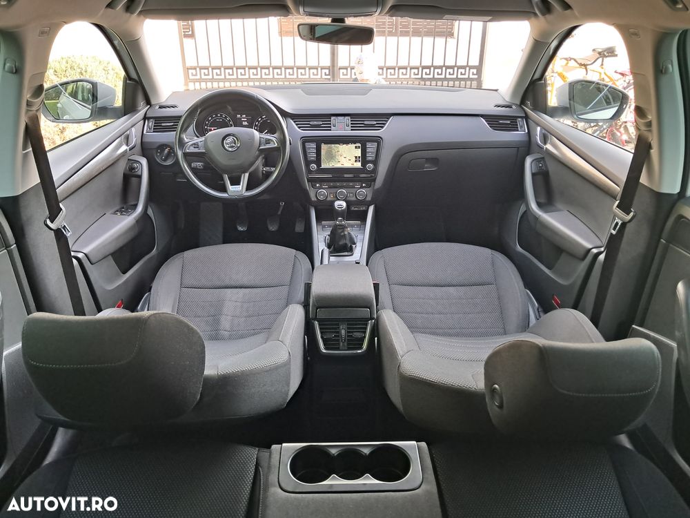 Skoda Octavia 2.0 TDI (Green tec) 4x4 Scout - 11