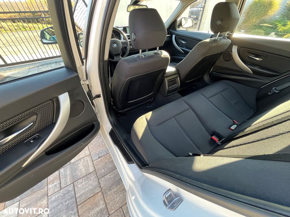 BMW Seria 3 316d - 12