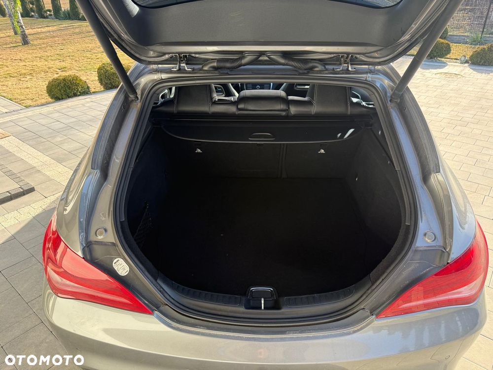 Mercedes-Benz CLA 220 d 7G-DCT SCORE - 22