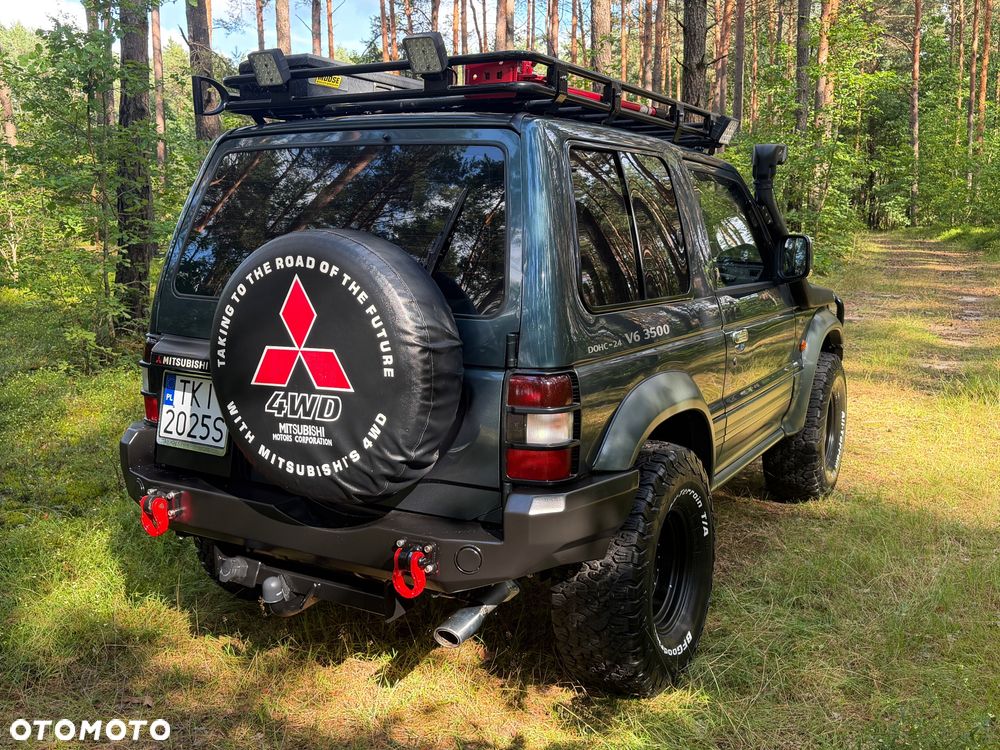 Mitsubishi Pajero - 7