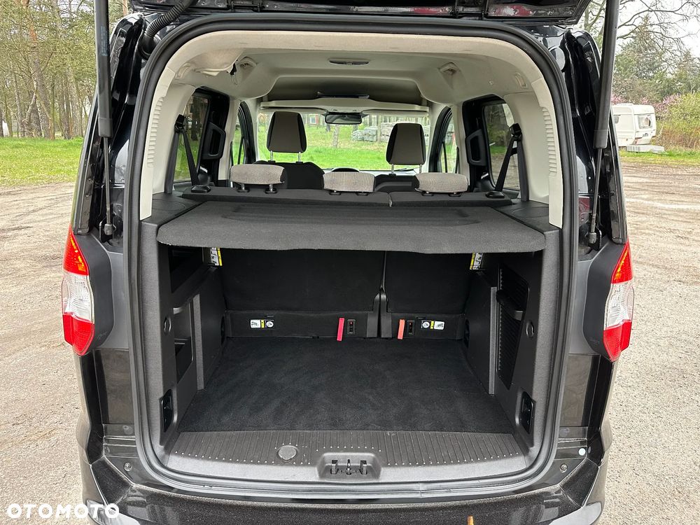 Ford Tourneo Courier 1.0 EcoBoost Titanium - 13