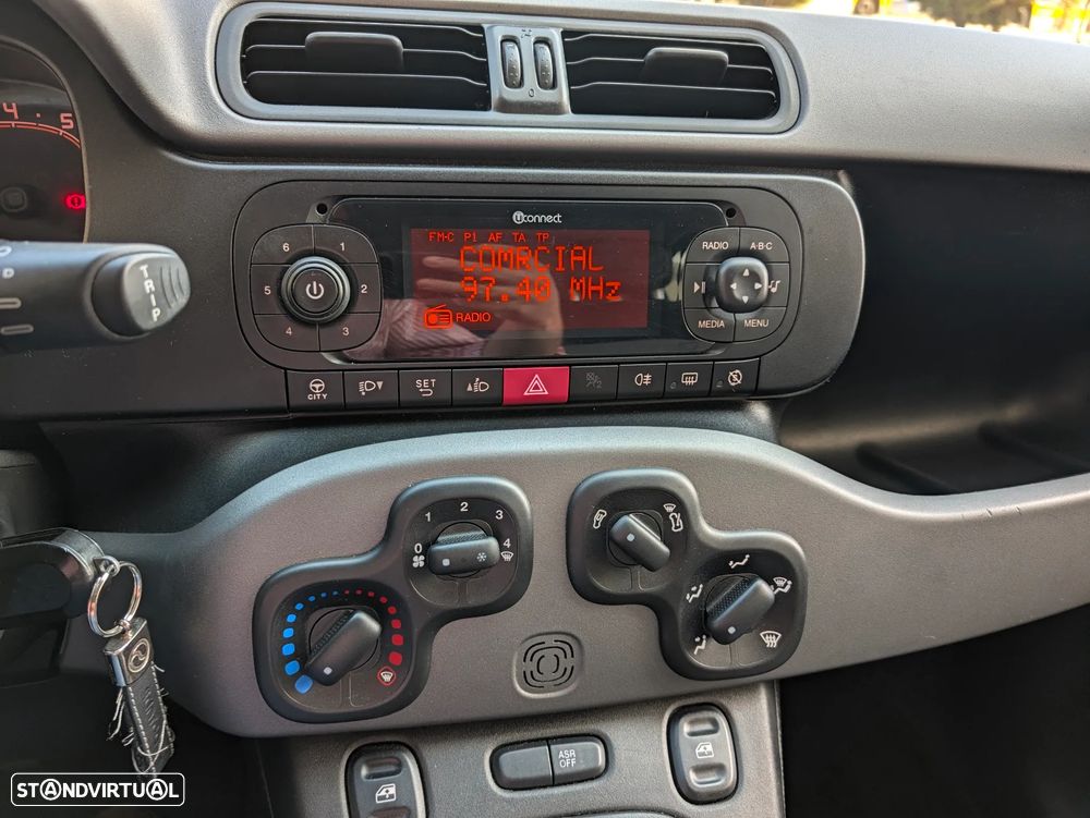 Fiat Panda 1.2 Lounge S&S - 13