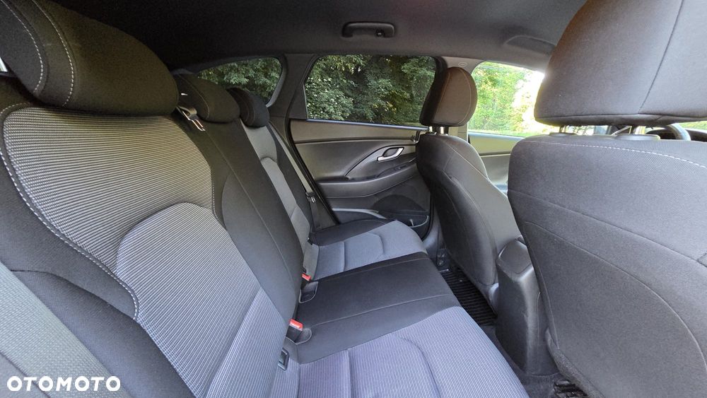 Hyundai i30 1.4 GET - 11