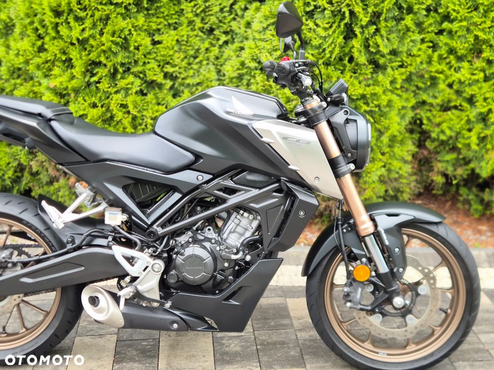 Honda CB - 10