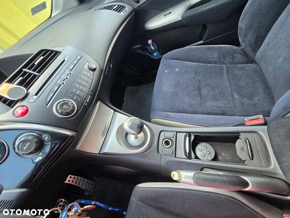 Honda Civic 1.8 Executive - 15