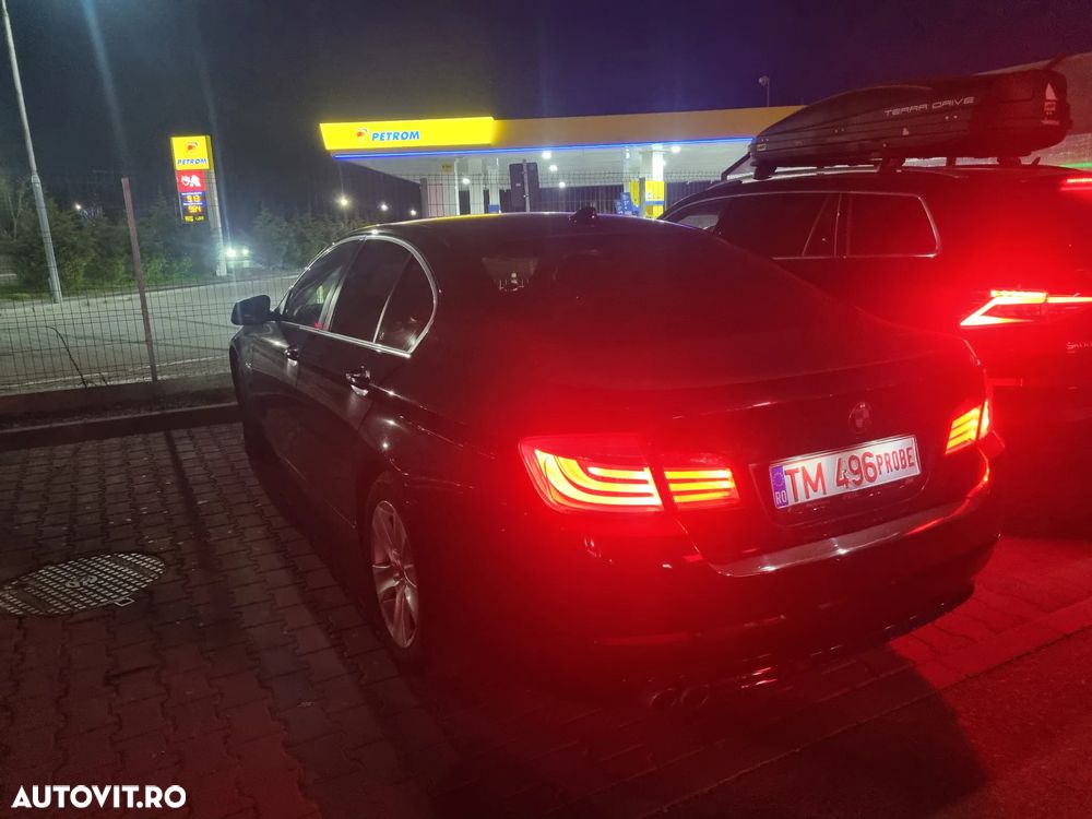 BMW Seria 5 520d Aut. Luxury Line - 36