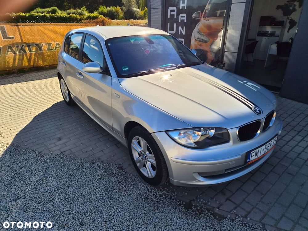 BMW Seria 1 2008 photo 2