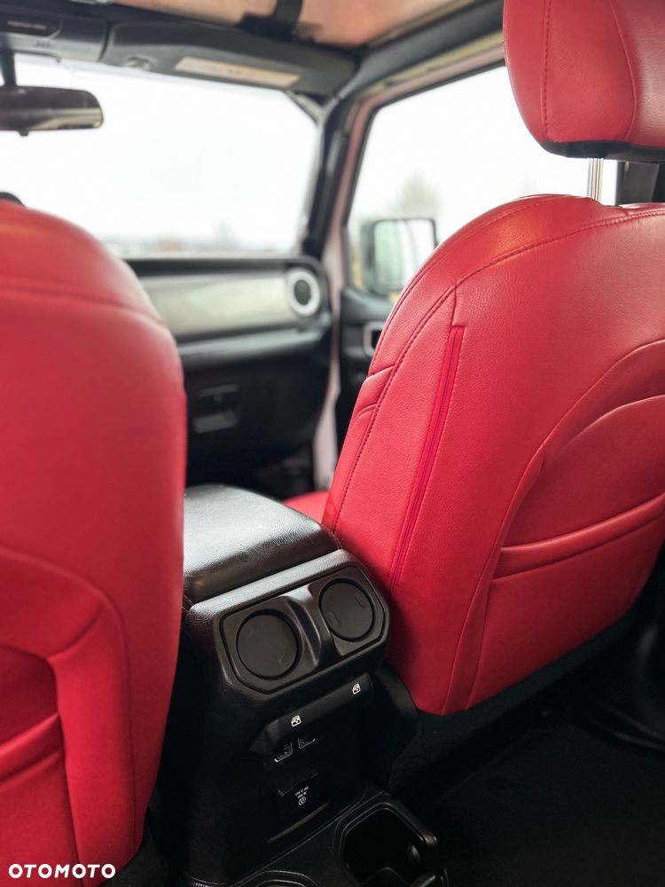 Jeep Wrangler 2.0 T-GDI Hardtop AWD Automatik Sahara - 22