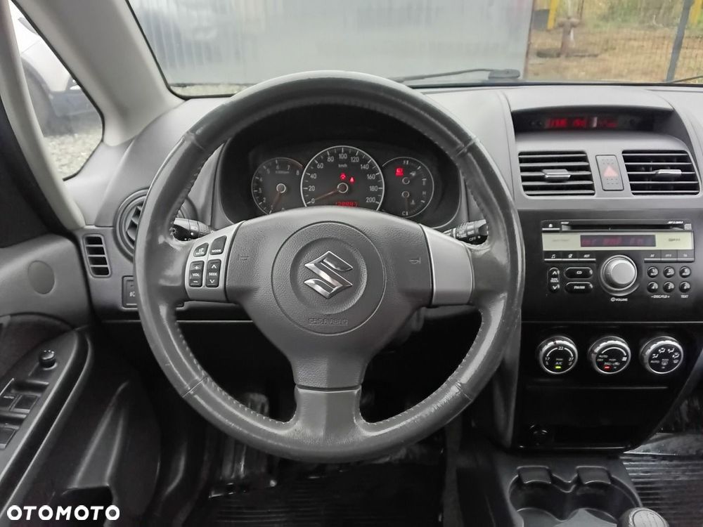 Suzuki SX4 - 21