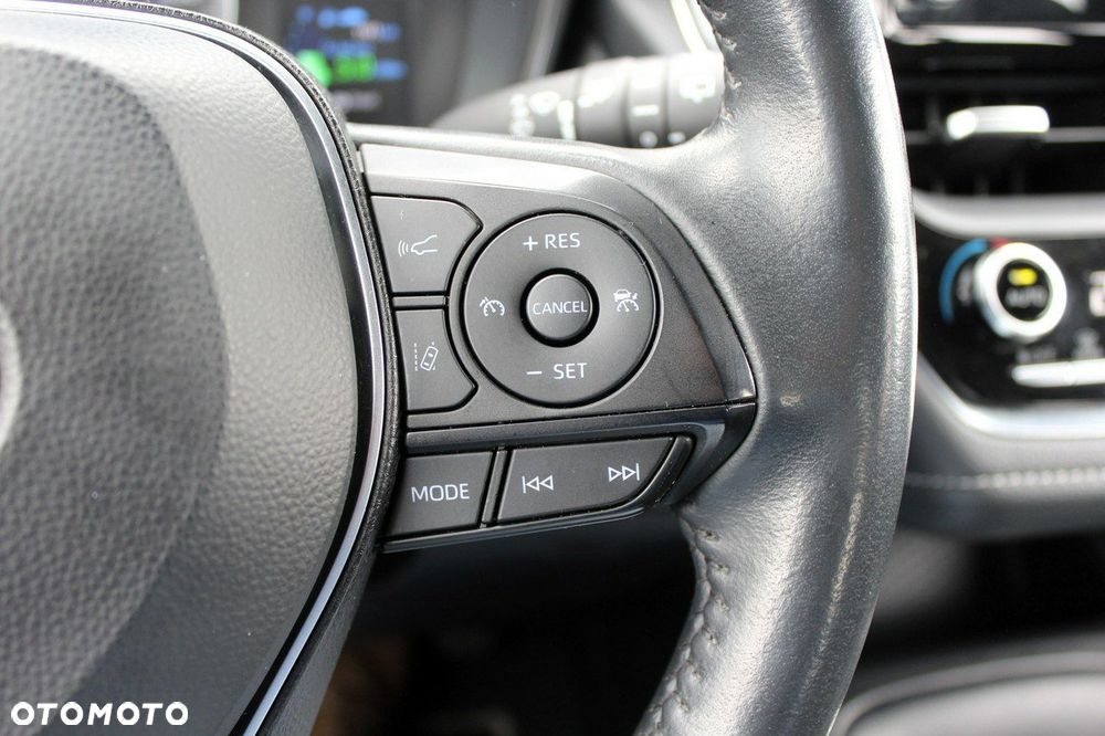 Toyota Corolla 1.8 Hybrid Comfort - 19