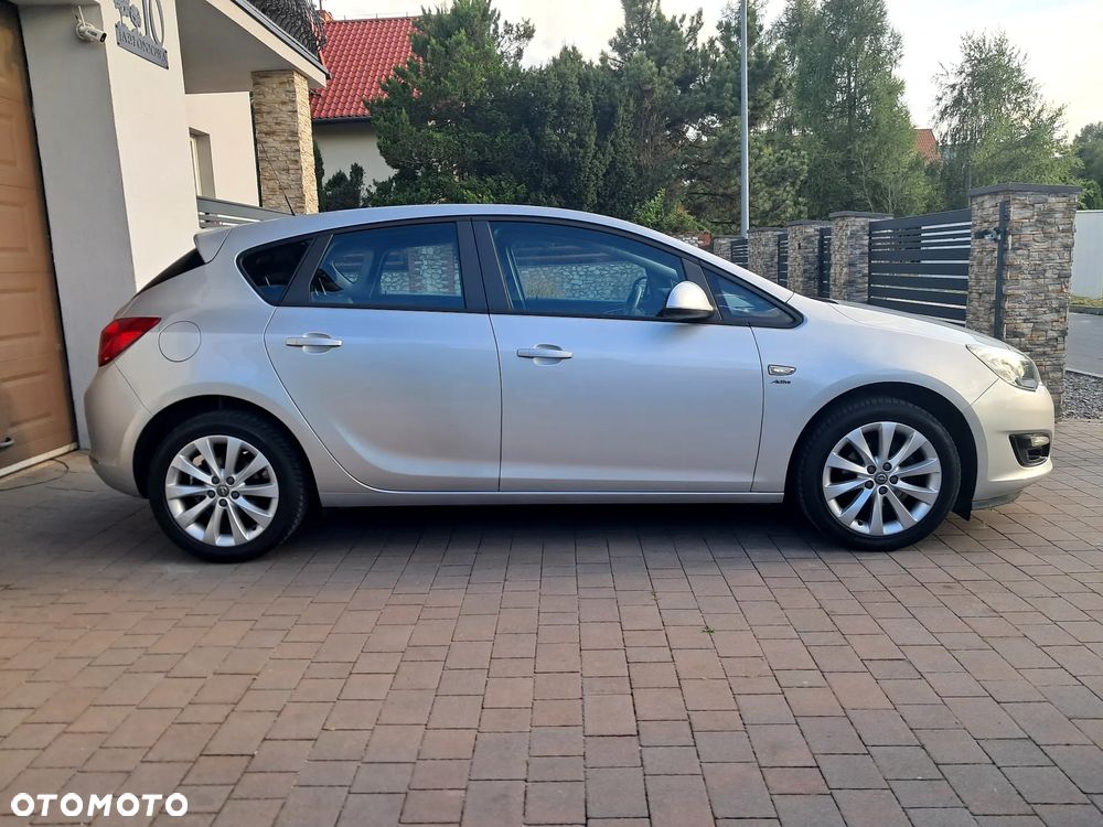 Opel Astra 1.4 Turbo Active - 4