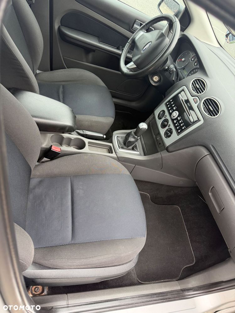 Ford Focus - 6
