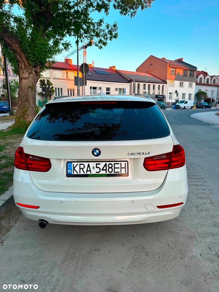 BMW Seria 3 320d - 3