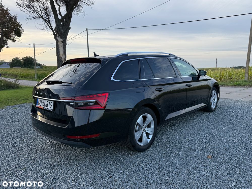 Skoda Superb 2.0 TDI SCR Ambition DSG - 16