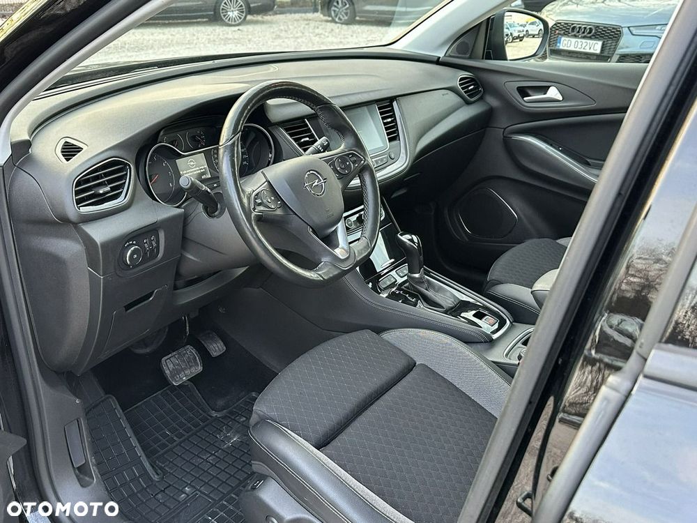 Opel Grandland X - 11