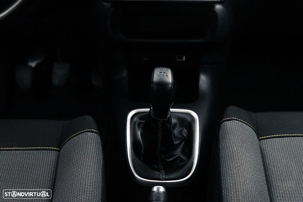 Citroën C3 1.2 PureTech Shine - 39