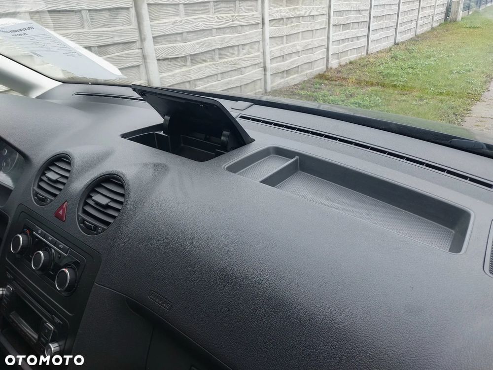Volkswagen Caddy - 15