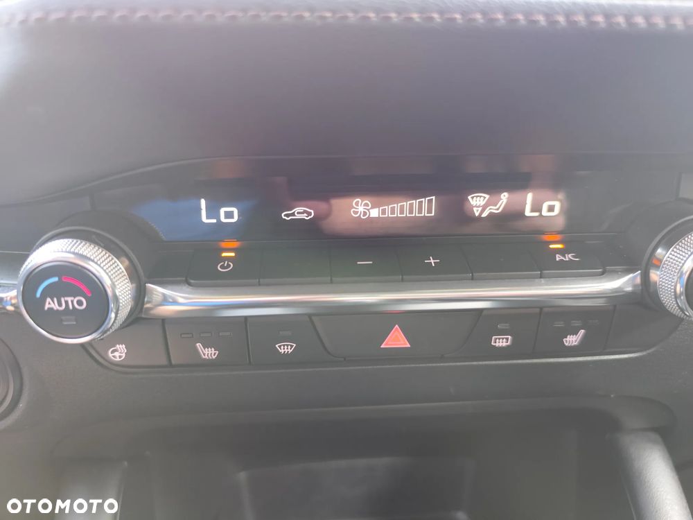 Mazda 3 e-SKYACTIV-X 2.0 M HYBRID - 35