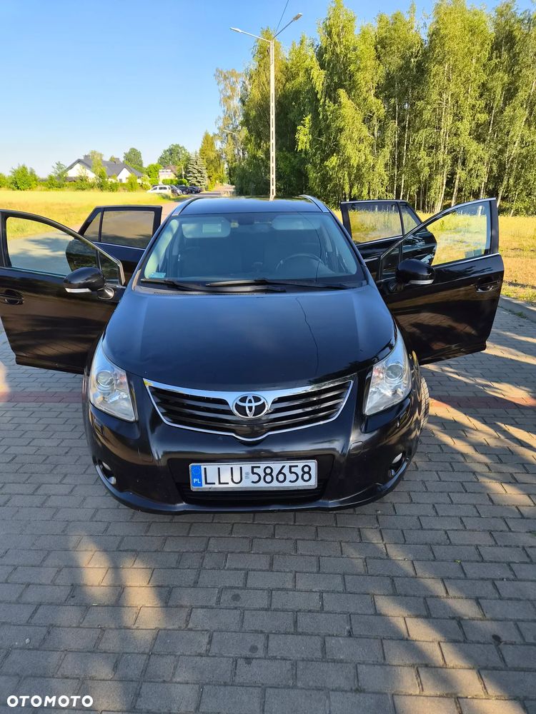 Toyota Avensis 2.0 Sol EU5 - 7
