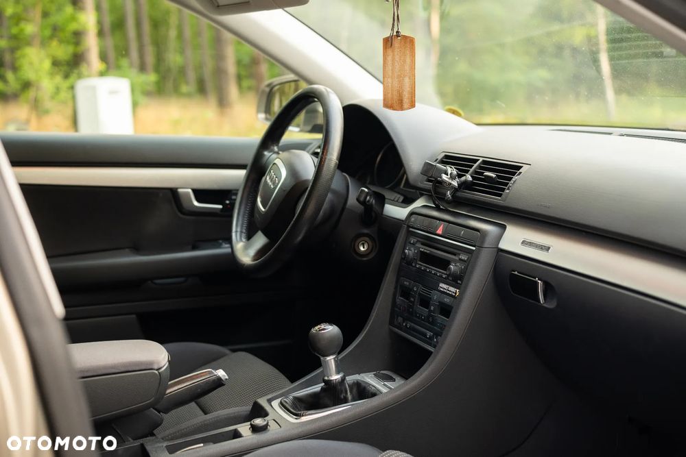 Audi A4 Avant 1.8 T quattro - 7