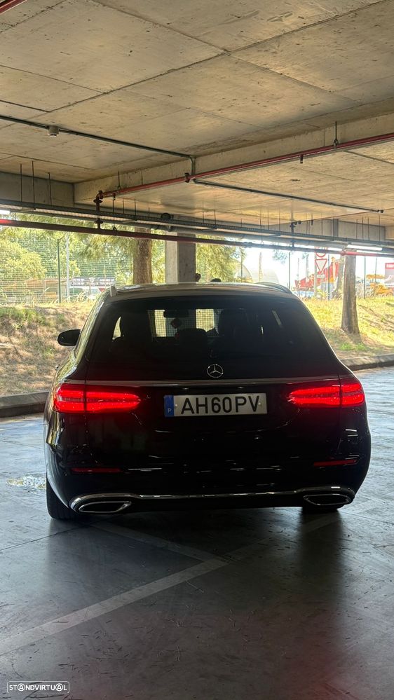 Mercedes-Benz E 220 d 4Matic 9G-TRONIC Avantgarde - 3
