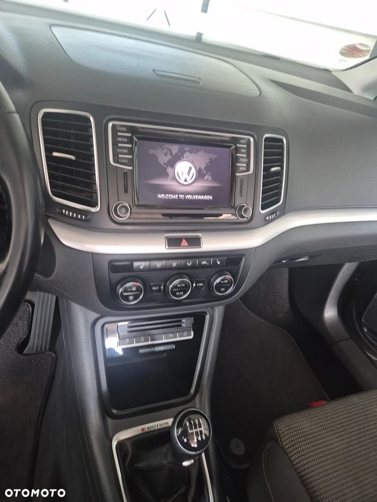 Volkswagen Sharan 2.0 TDI BMT Highline - 12