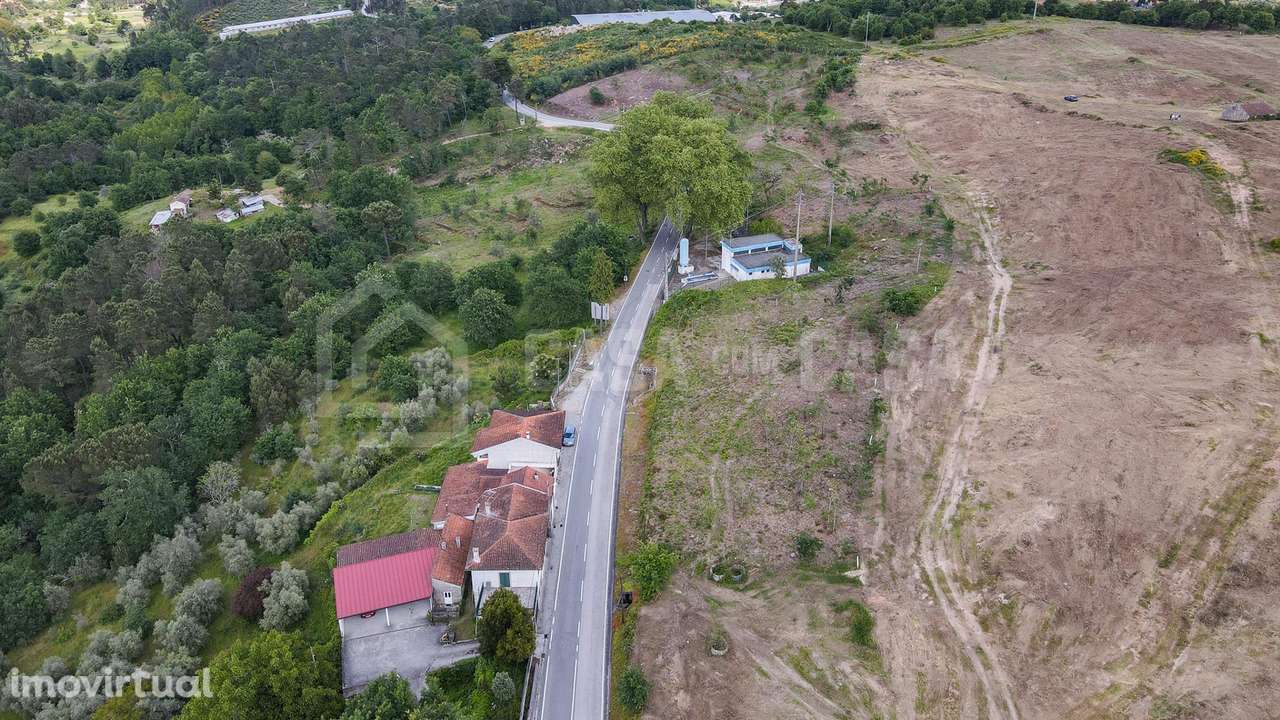 Terreno Industrial em Fragosela - Grande imagem: 3/12