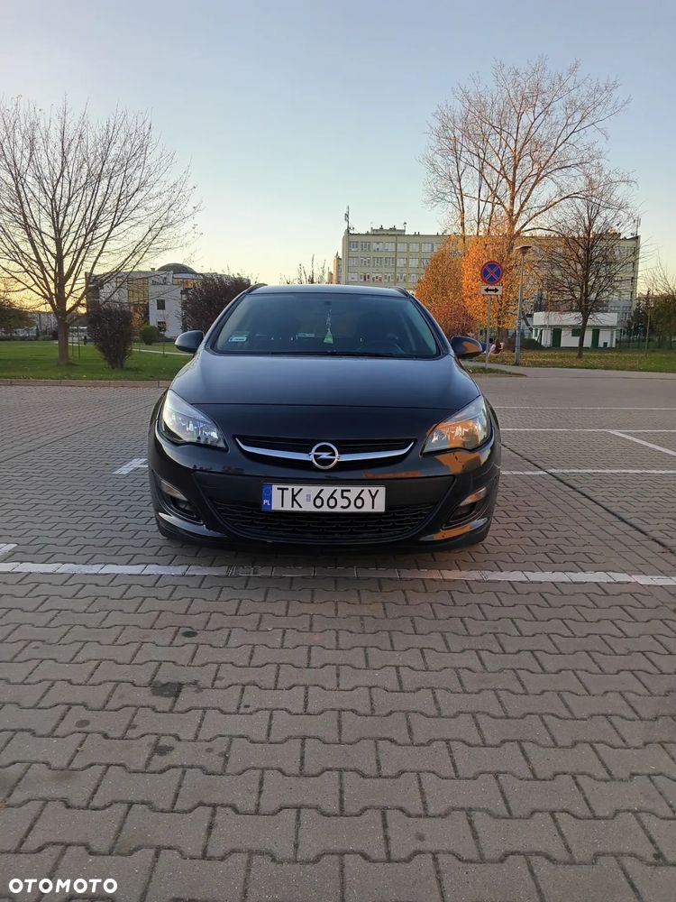 Opel Astra IV 1.7 CDTI Essentia - 1