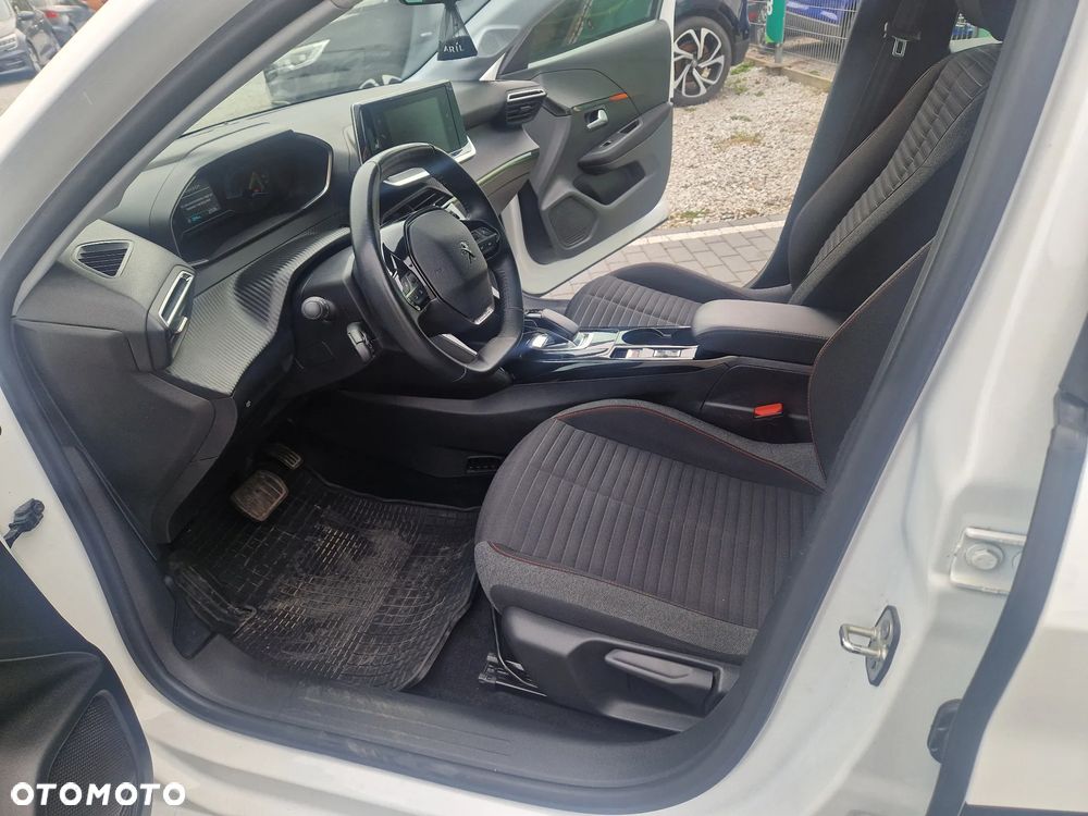 Peugeot 208 Elektromotor 136 Allure - 6