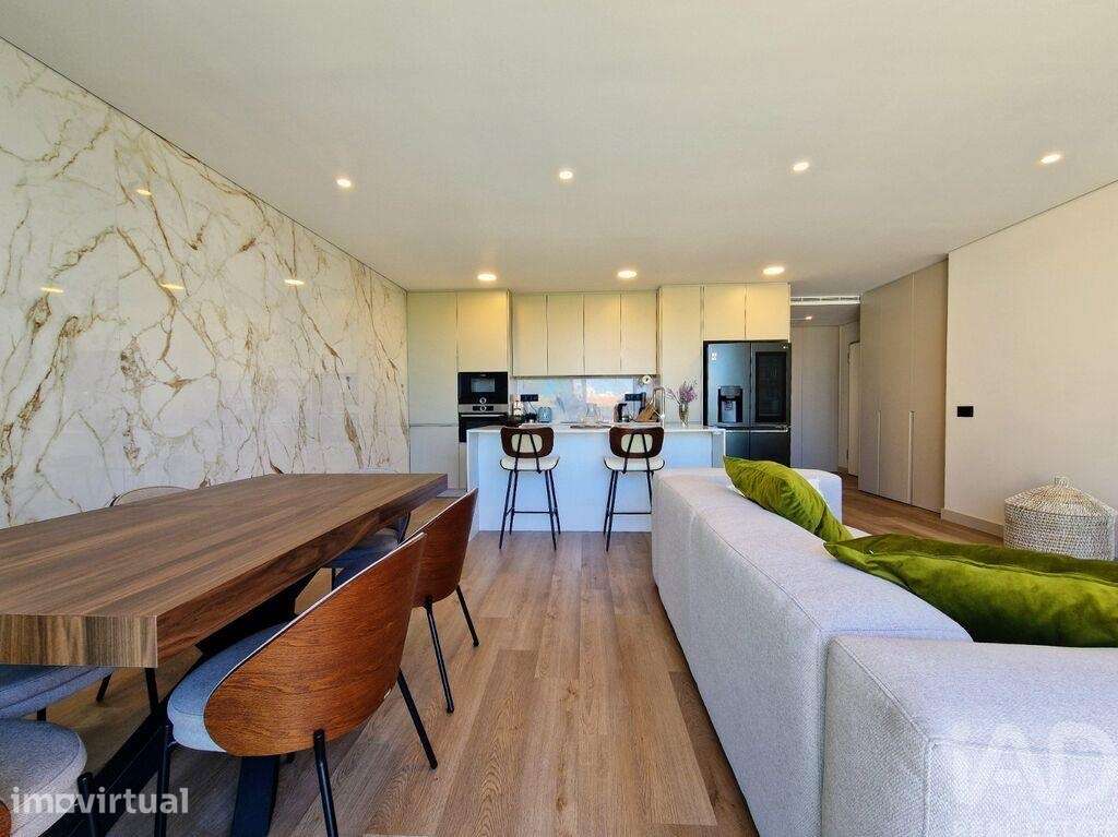 Apartamento T2 em Faro (Sé e São Pedro) de 123,00 m2 - Grande imagem: 2/27