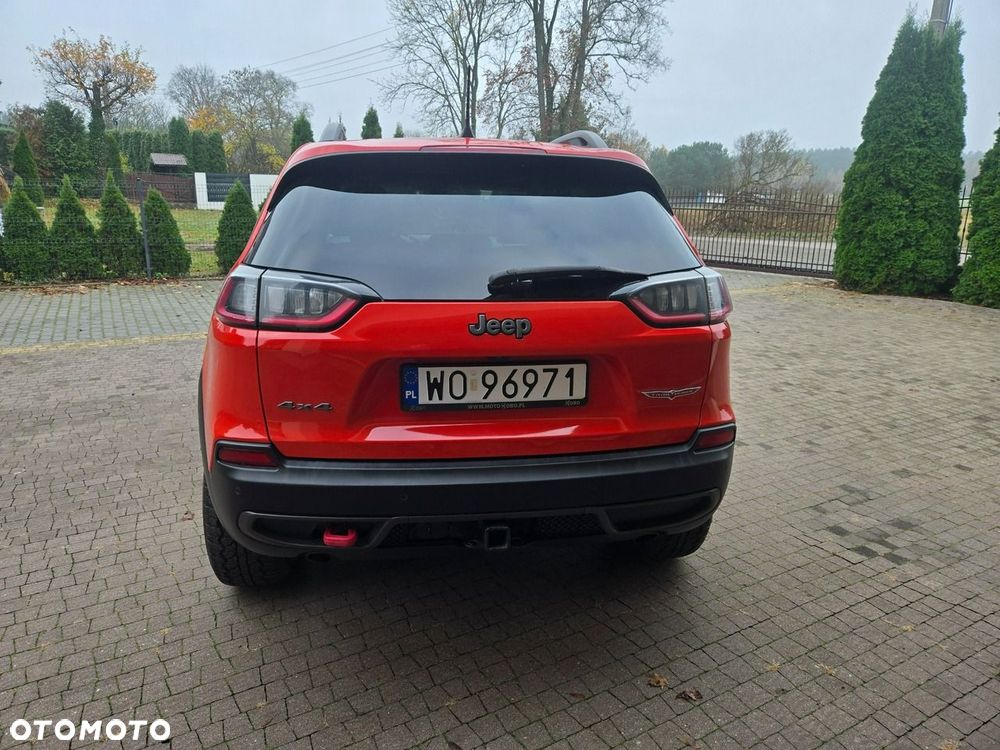 Jeep Cherokee - 6